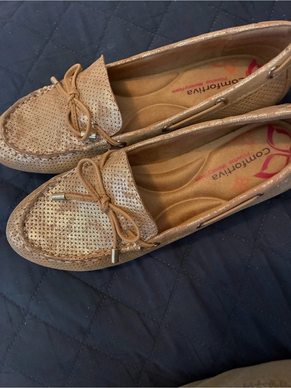 Comfortiva Women's Metallic Tan Slip-On Loafers Size 7